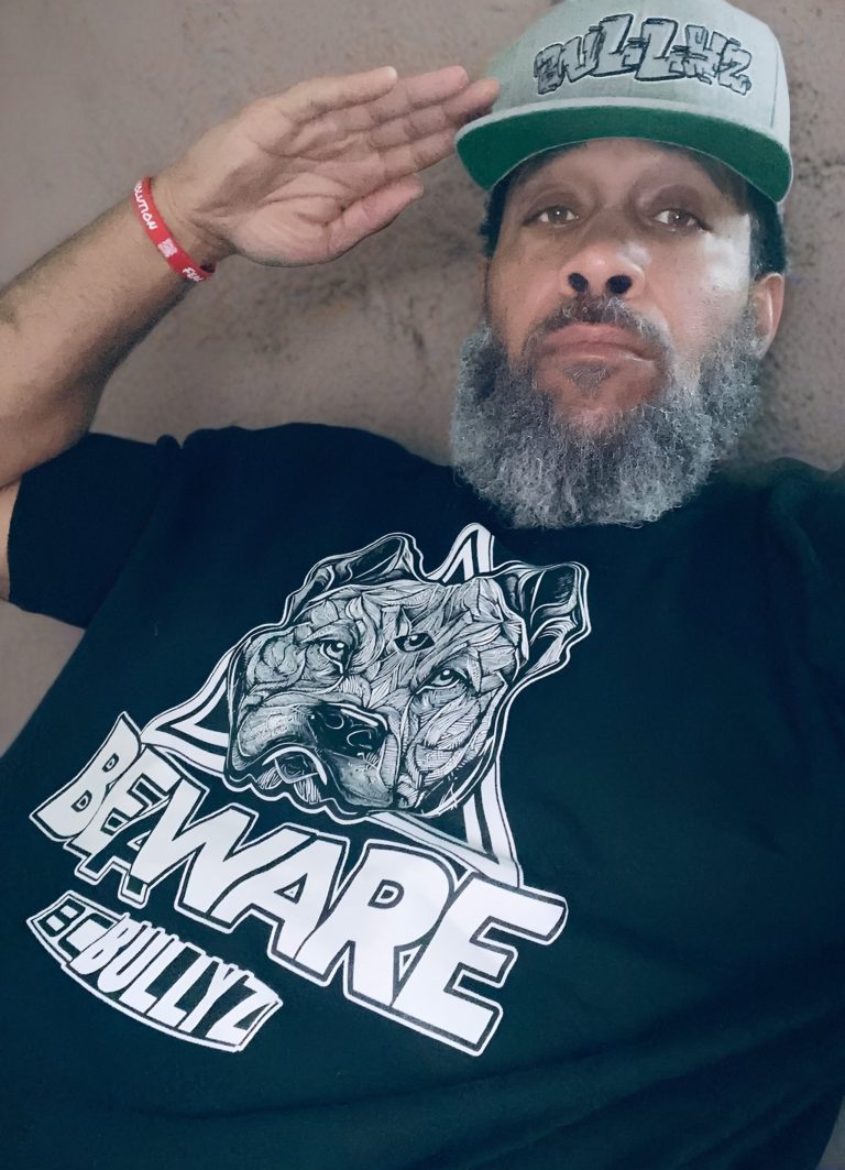 Beware of Bullyz pit bull tee snapback