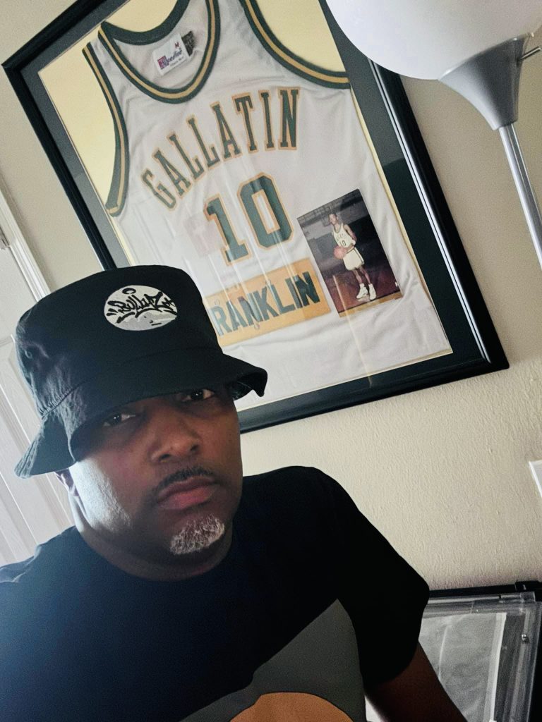 Black Bullyz hieroglyphic bucket hat