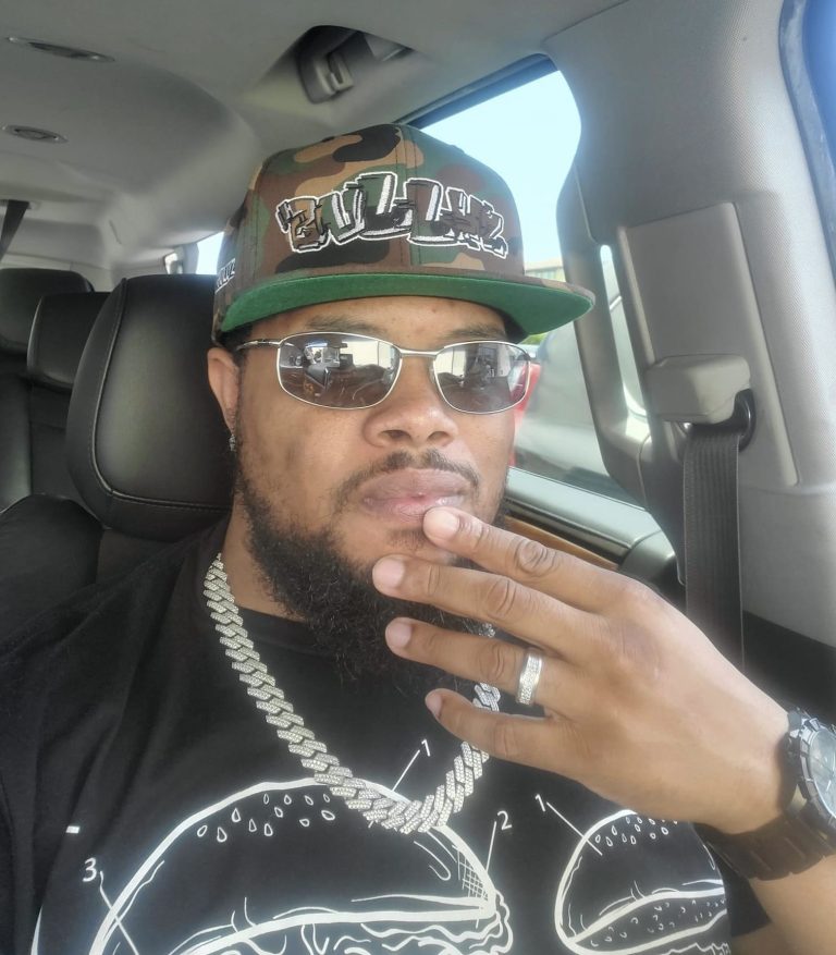 Camo Bullyz hieroglyphic crown green brim