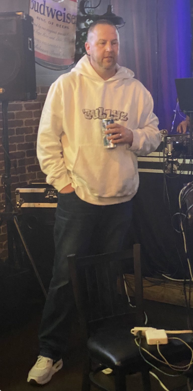 Cream Bullyz hoodie live music venue